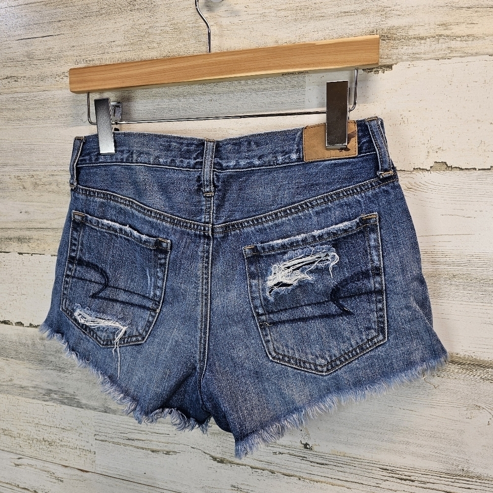 American Eagle Women's Vintage Hi-Rise Festival Jean Shorts Sz 2 Thrashed Boho - Picture 7 of 11